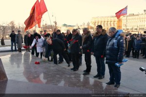 The floral tribute at the Mausoleum of Vladimir Lenin 21.01.2015 (0)