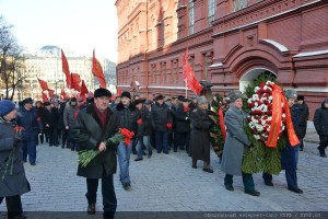 The floral tribute at the Mausoleum of Vladimir Lenin 21.01.2015 (3)